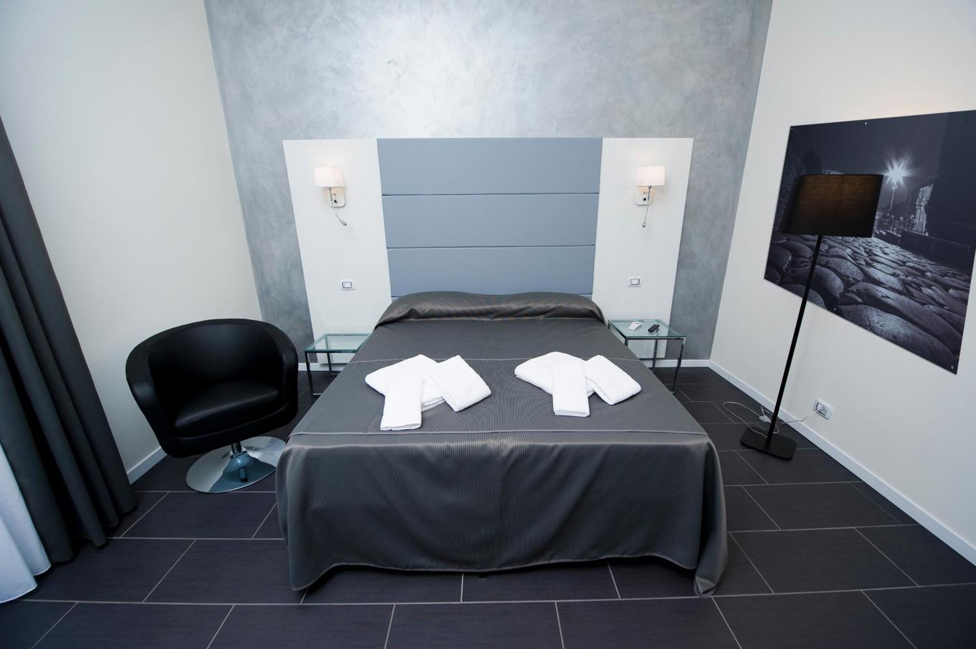 Grey&White Hotell Roma Rom bilde